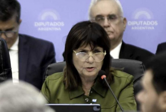 Patricia Bullrich: "Que Moreau, porque le dije 'cuidadito', me haga una denuncia, es un poquito... a m me dara vergencita"