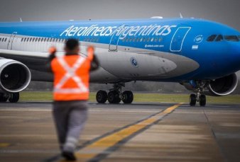 Flexibilizacin y ajuste: las medidas que Milei exige a los gremios para mantener Aerolneas operativa