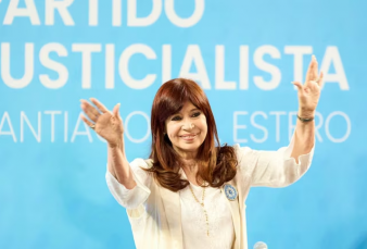 Cristina Kirchner en Santiago del Estero: "No me van a hacer arrepentir de nada de lo que hice"