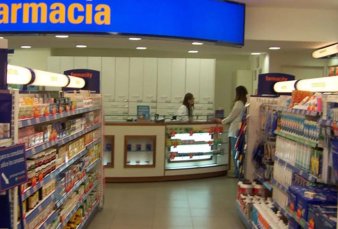 Habilitan a las farmacias a ofrecer remedios de venta libre en la gndola