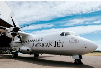 Una area de aviones chicos volar desde Santa Fe a Buenos Aires