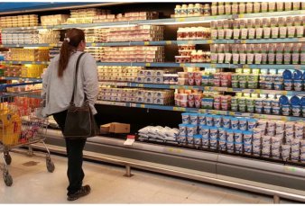 El consumo baj 18% en supermercados durante diciembre y 2024 cerr con cada de dos dgitos