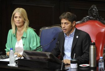 Kicillof le peg a Milei y pidi suspender las PASO en Provincia