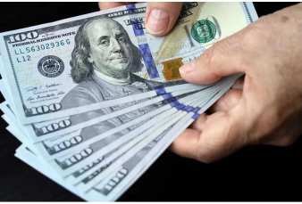 Primer día sin cepo: el dólar subió 12% y se fue a $ 1.230 en medio de un alza en la demanda