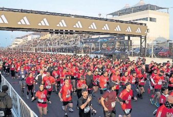 Fiesta del running en el Sur de la Ciudad: una multitud en los 15K del Autdromo
