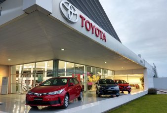 Toyota aceptar dlares del colchn como forma de pago por sus autos
