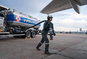 YPF producir combustible sustentable para aviones