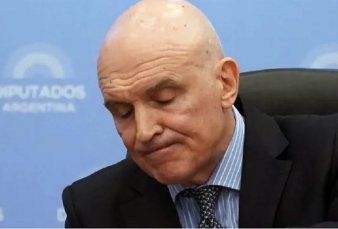 Espert renunci a su candidatura luego de una fuerte presin interna