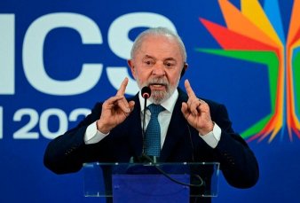A das de cumplir 80 aos, Lula confirma que ir por su reeleccin