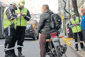 CABA: Quitarn el registro a los que cometan delitos con el auto o la moto