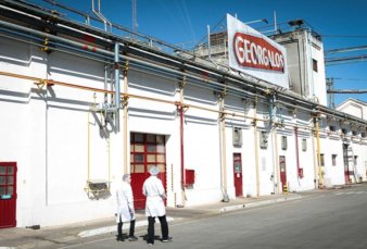 Georgalos suspende a todo su personal por la cada en las ventas