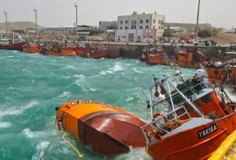 Temporal en la Patagonia: el viento hundi tres barcos en el puerto de Caleta Olivia