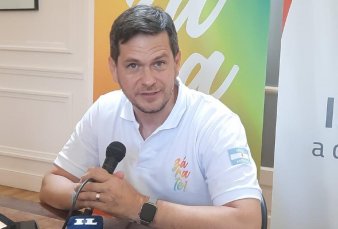 Zarate designó a una inteligencia artificial como funcionaria