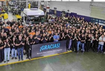 Mercedes-Benz Camiones y Buses se despidi de La Matanza tras 74 aos