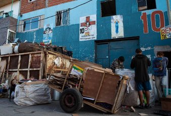 Segn la UCA, baja la pobreza, pero el consumo cae y se crea poco empleo