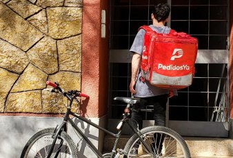 Un repartidor debe hacer 461 viajes al mes para quedar fuera de la pobreza