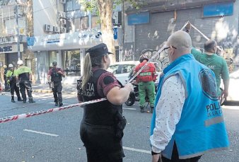 Siete heridos al caer el cielorraso en un centro m�dico de Palermo