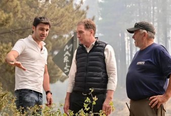 Santilli arranc� su gira federal en Chubut y acompa�� a Torres a la zona de los incendios