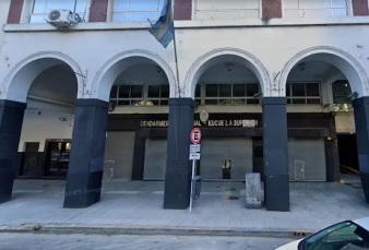 Explosi�n en la Escuela Superior de Gendarmer�a: tres agentes resultaron heridos al manipular un paquete sospechoso