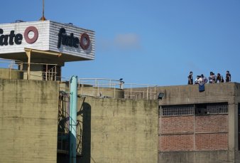 Fate y el gremio se re�nen con posturas distantes, muy lejos de un acuerdo