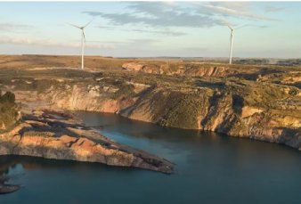 Tras una inversión de USD80 M, YPF inauguró un parque eólico en Olavarría