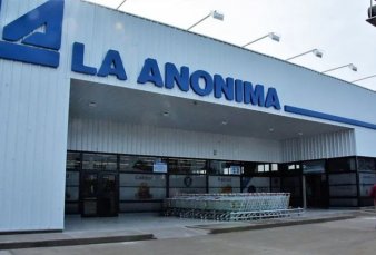La An�nima adquiri� los locales de su competidora Supermercados Libertad