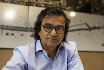 Caputo ech� a Frugoni, el funcionario que admiti� propiedades sin declarar