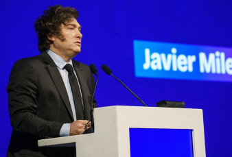 Milei defendió la política antiinflacionaria y descartó cambios en el rumbo económico en el AmCham Summit 2026