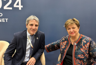 El FMI y el Gobierno argentino alcanzaron un acuerdo sobre la segunda revisión del programa económico