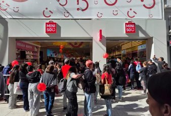 Furor por la apertura de una cadena china que lleg� al pa�s