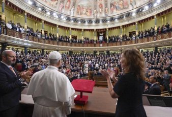 Hist�rico primer discurso de un Papa en el Parlamento espa�ol