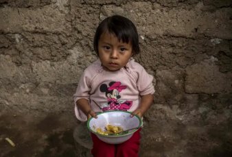 Según datos de Unicef, el 42,3% de las niñas y los niños de Argentina es pobre