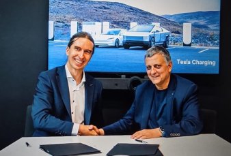 YPF abre las puertas a Tesla: firmó una alianza tecnológica con la empresa de Musk