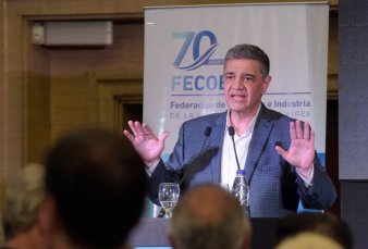 Jorge Macri defendi� la lucha contra la venta ilegal y defendi� a las pymes