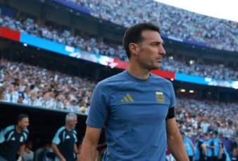 Scaloni, orgulloso: "Somos únicos, y no es arrogancia, es de corazón"