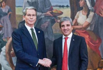 Bessent vio a Caputo y dijo que el pa�s "lidera una oportunidad hist�rica"