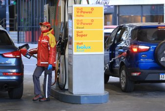 Salvo YPF, sube la nafta hasta 5% en las estaciones de servicio