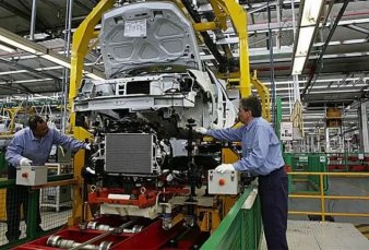 Automotrices y Smata: un pacto para enfrentar los autos chinos