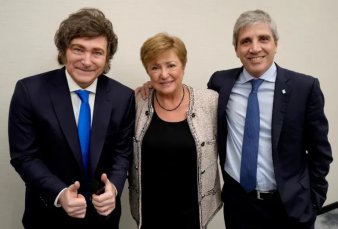 El FMI aprob� la tercera revisi�n y en diciembre se define el giro de fondos