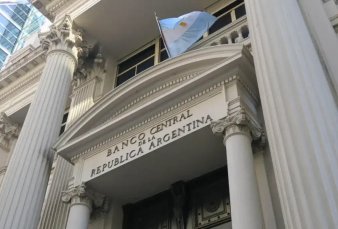 El BCRA confirmó que envió oro a Londres y defendió sus operaciones